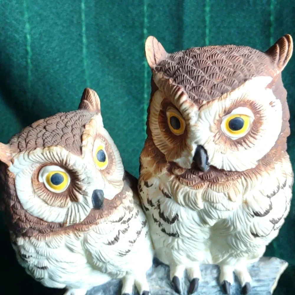 Vintage Porcelain Owls Figurine By Andrea by Sadek of Japan - Picture 5 of 5